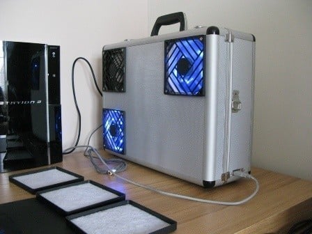 DIY Case Mods - Suitcase turned into PC | TweakTown